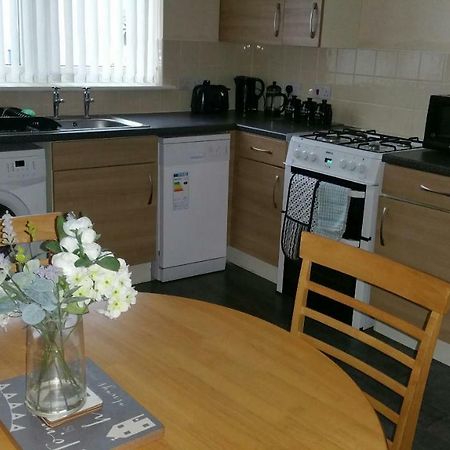 Lerwick Garden Apartment Инвернес Екстериор снимка