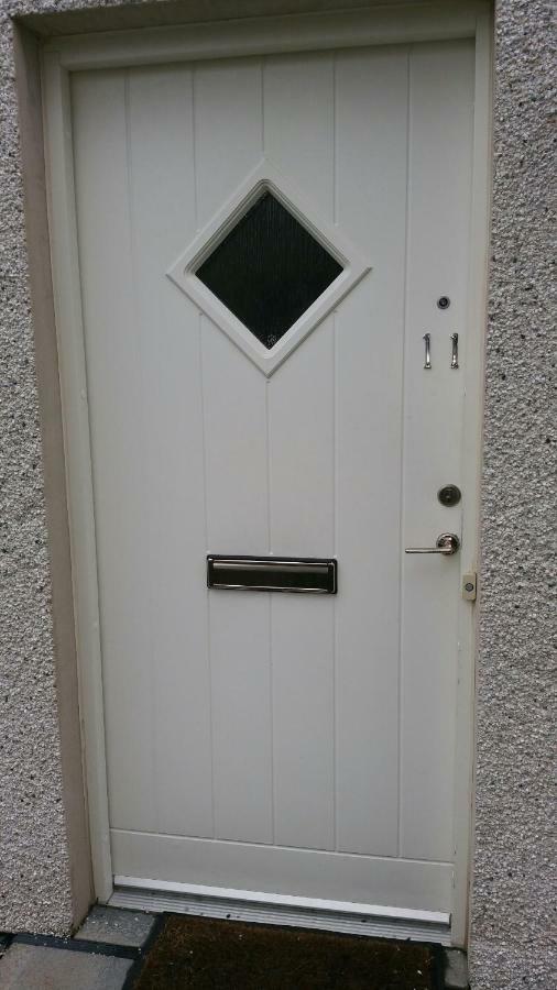 Lerwick Garden Apartment Инвернес Екстериор снимка